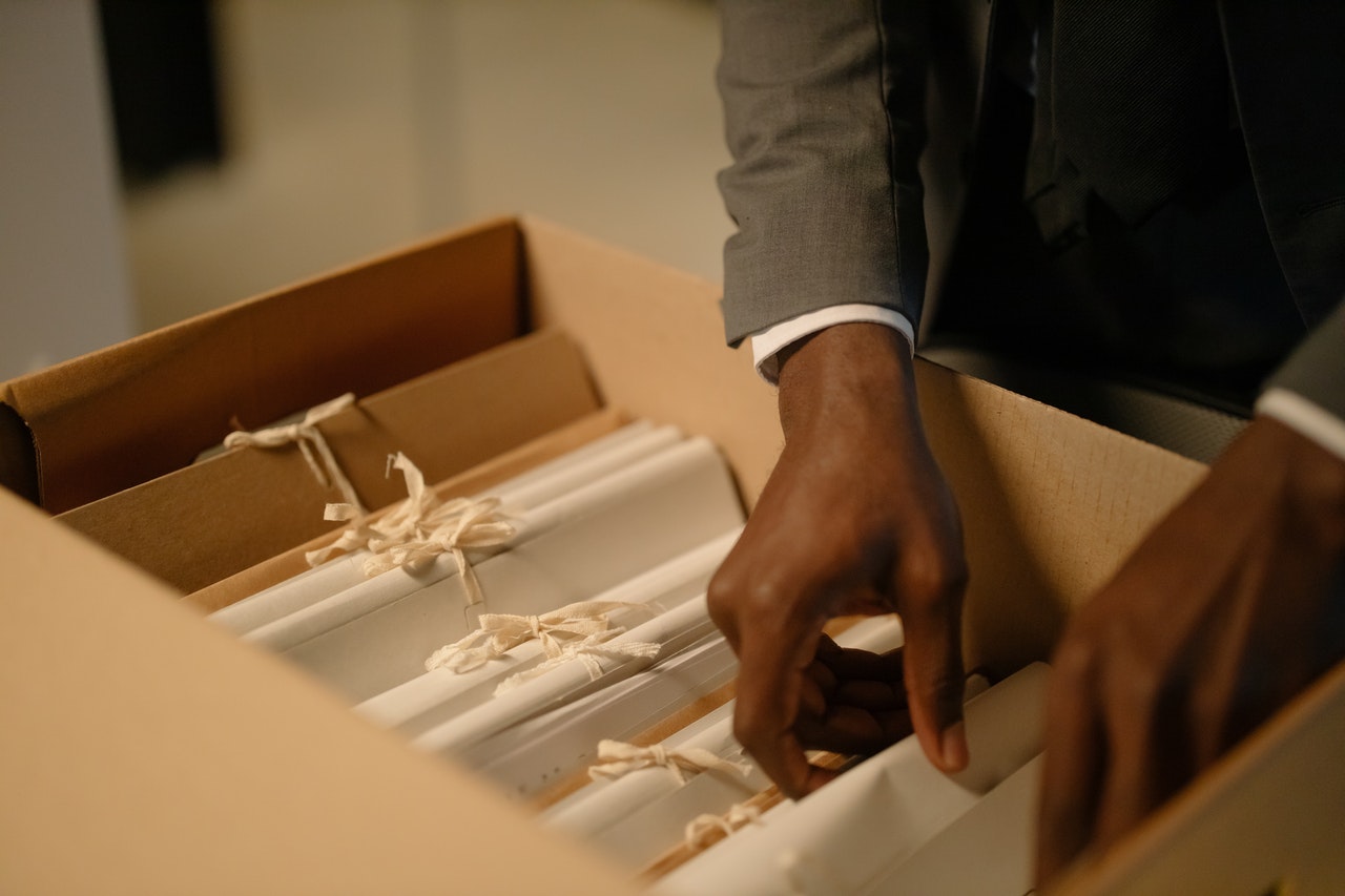 Corporate Internal Investigations Efficient Evaluation of Documents Data