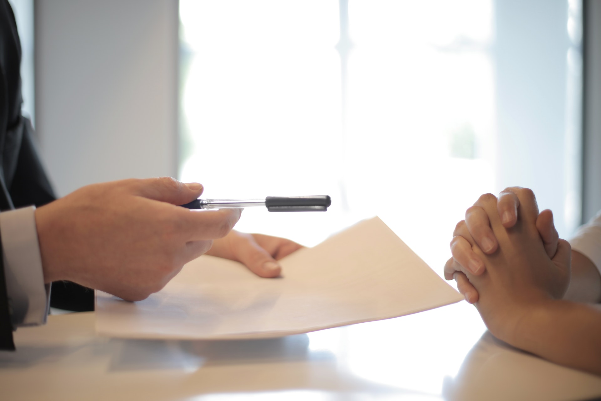 Critical Clauses When Managing Contracts