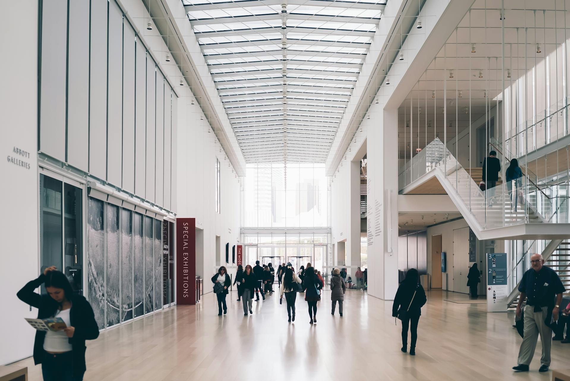 Essential Components Included in Commercial Lease Abstracts